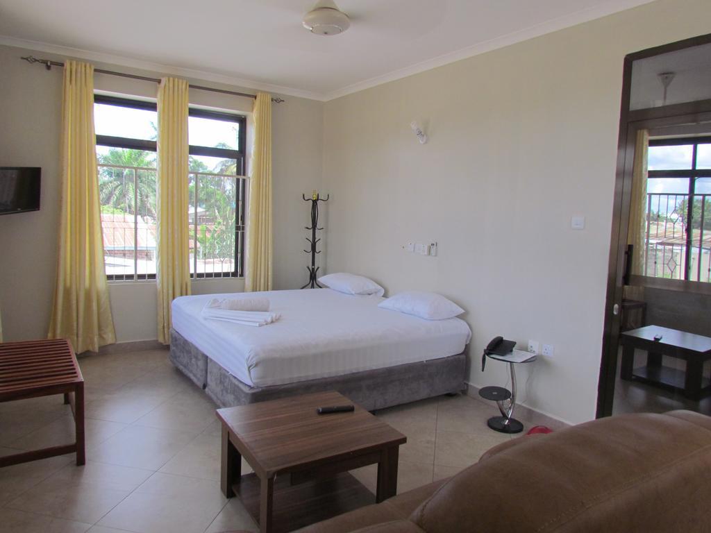 Fq Hotel Limited Дар-эс-Саламе Номер фото